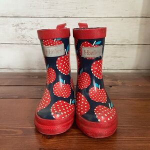 Hatley Kids Red and Navy Apple Rain Boots